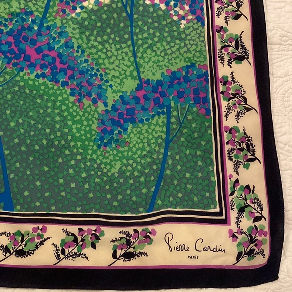 Vintage Pierre Cardin Paris trees square silk scarf - Picture 6 of 17